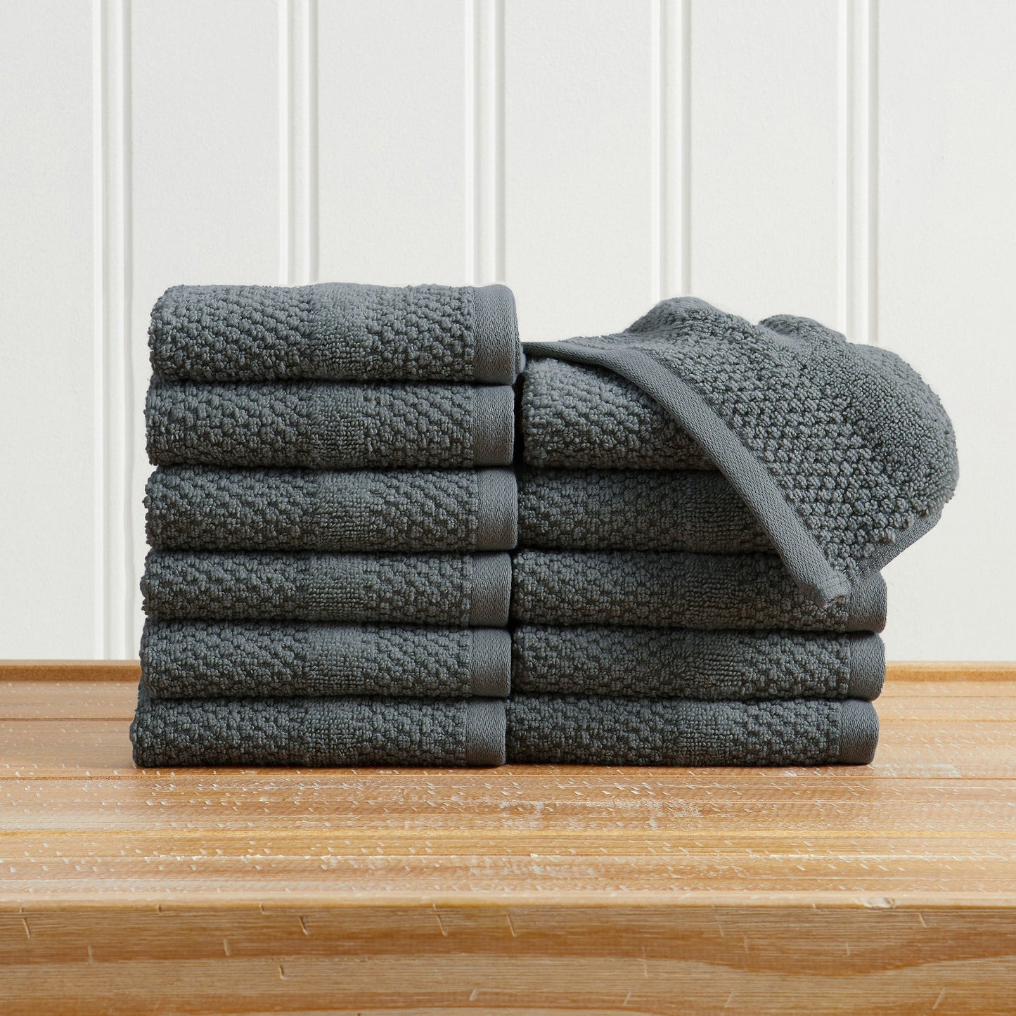 Pure Cotton Woven Bath Towel Set and a Soft Feel