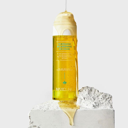 MAXCLINIC Puriteatoc Brightening Oil Foam cleansing oil bottle, translucent yellow 110g on Tampa Home & Garden Store