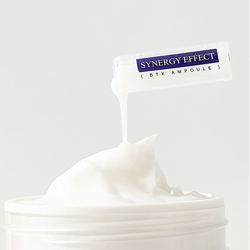 MAXCLINIC Synergy Effect BTX Ampoule 1.5ml white serum in clear bottle Seoulia face serum on Tampa Home & Garden Store