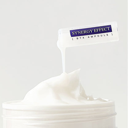 MAXCLINIC Synergy Effect BTX Ampoule 1.5ml white serum in clear bottle Seoulia face serum on Tampa Home & Garden Store