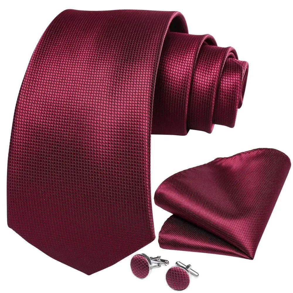 Stevvex burgundy silk necktie set with matching pocket square and cufflinks (2) on Tampa Home & Garden Store
