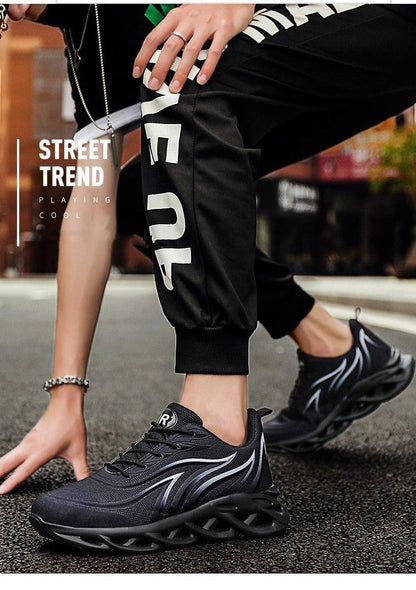 Men's Flame Printed Athletic Shoe for Running
