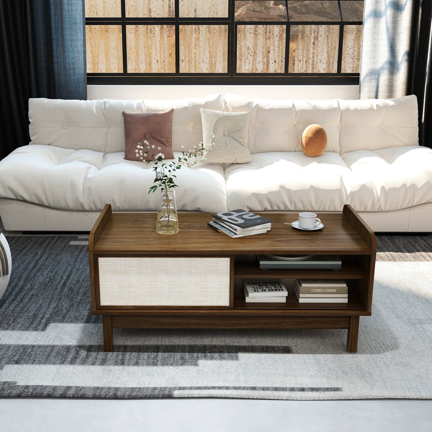 Mesa de centro Mid-Century con almacenamiento y puerta corrediza tejida y estante ajustable - Nogal