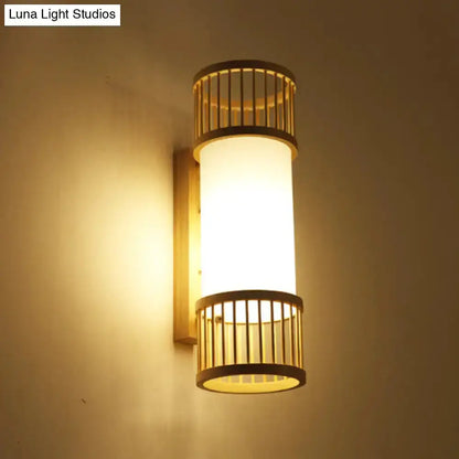 Minimalist Bamboo Cylinder Shade Wall Sconce
