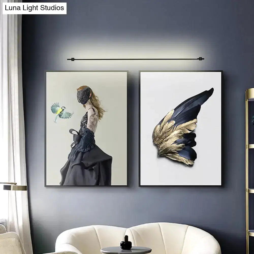 Minimalist Black and Gold Feather Wing Wall Lamp