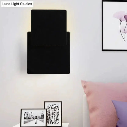 Minimalist Black and White Square Wall Lamp