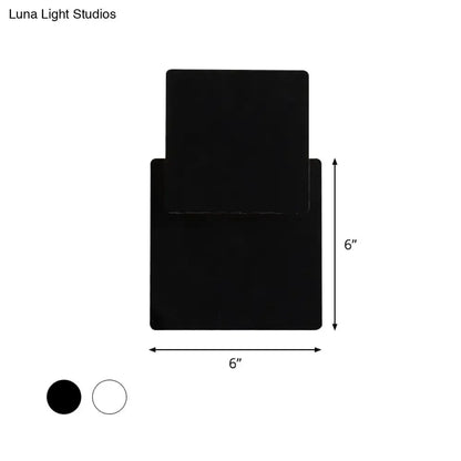 Minimalist Black and White Square Wall Lamp