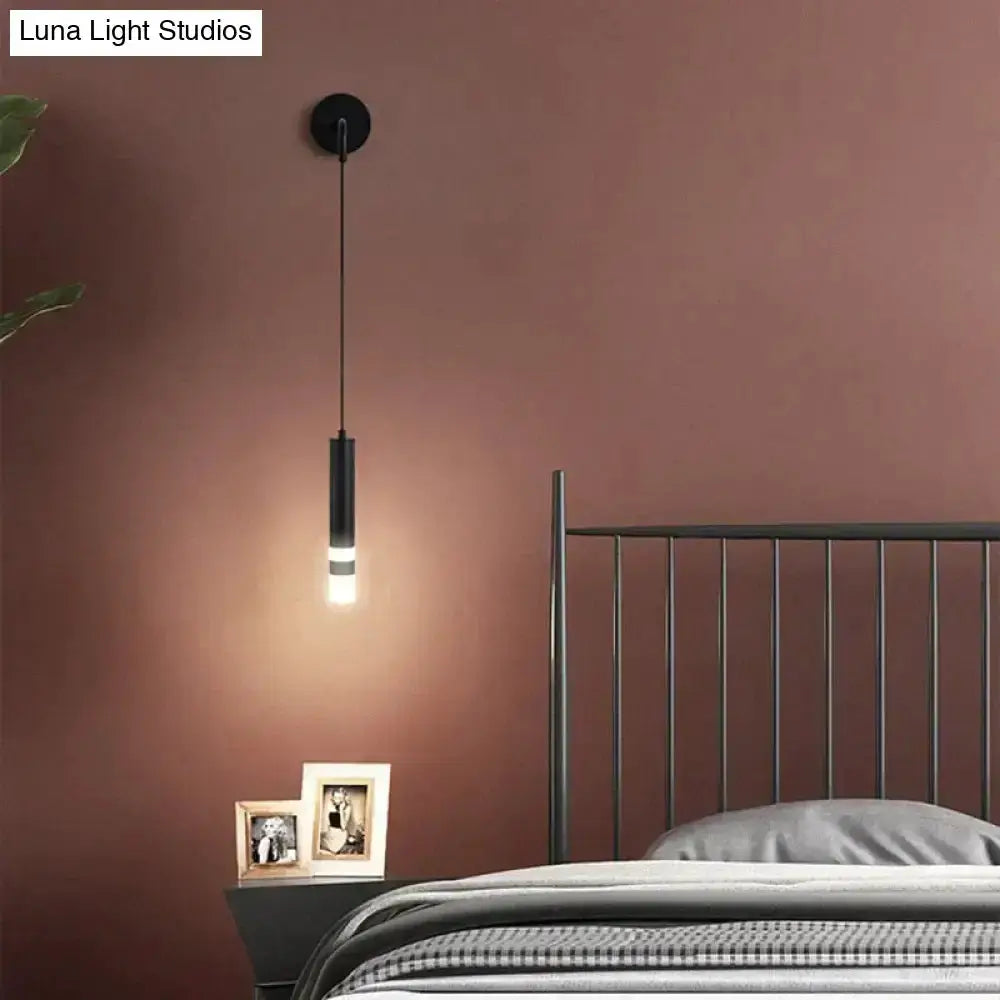 Minimalist Luxury Black and Gold Bedside Lamp