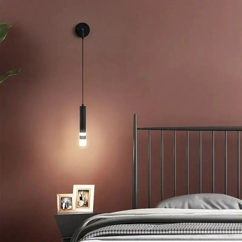Minimalist Luxury Black and Gold Bedside Lamp