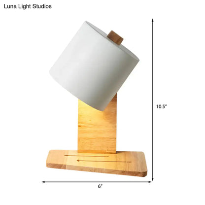 Green Nordic Wall Sconce and Adjustable Light
