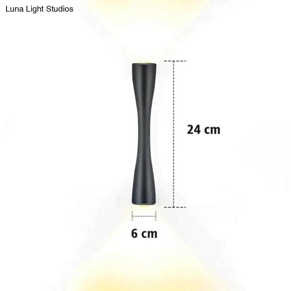 Black curved IP65 outdoor wall sconce by Decorbites, 24 cm tall, 6 cm wide, outdoor lighting on Tampa Home & Garden Store