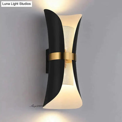 Black and Gold Curved Wall Lamp for Bedroom