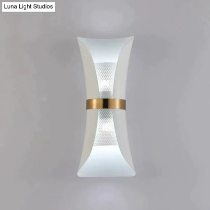 Black and Gold Curved Wall Lamp for Bedroom