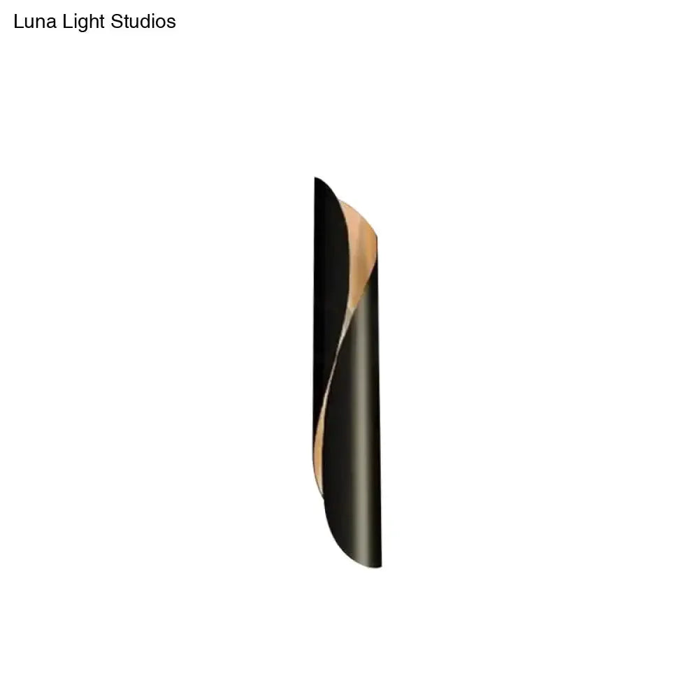Modern Black and Gold Twisted Wall Sconce Light