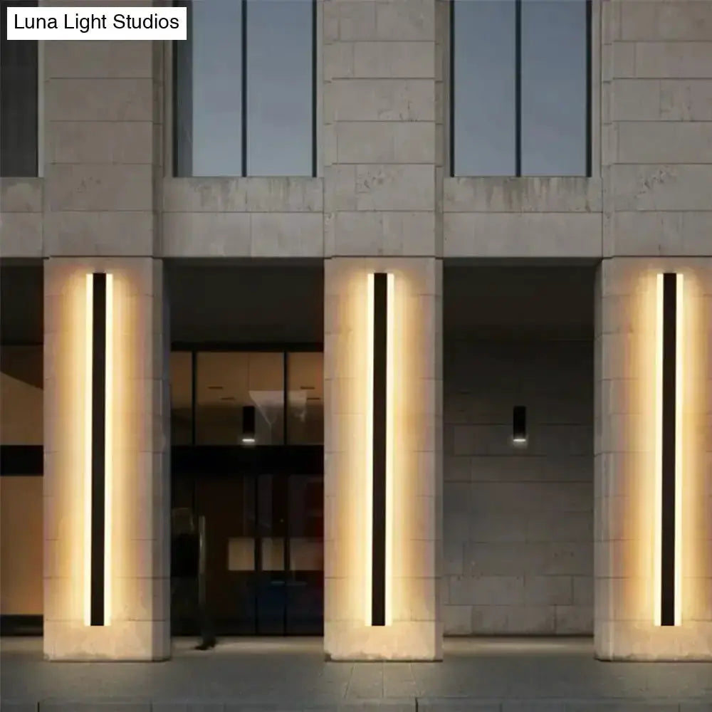 Modern Black Linear LED Wall Light Garden Sconce