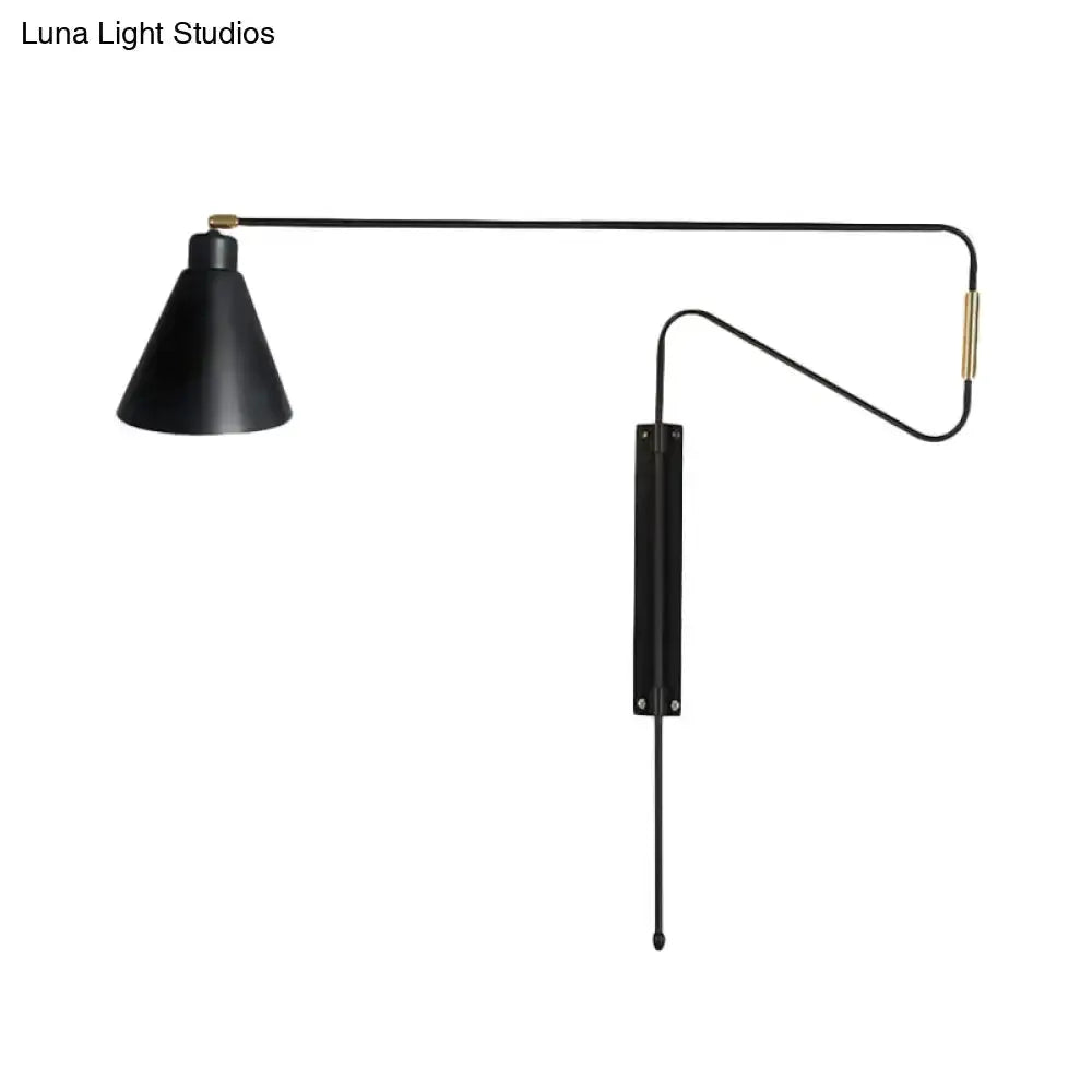 Modern Black Metal Wall Lamp with Long Arm
