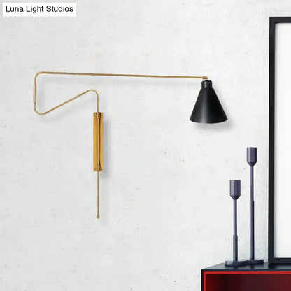Modern Black Metal Wall Lamp with Long Arm
