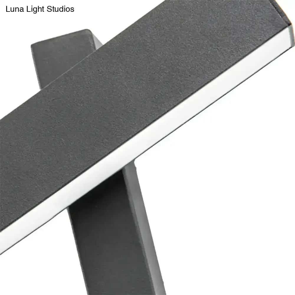 Modern Black and Silver Led Wall Lamp With Arm