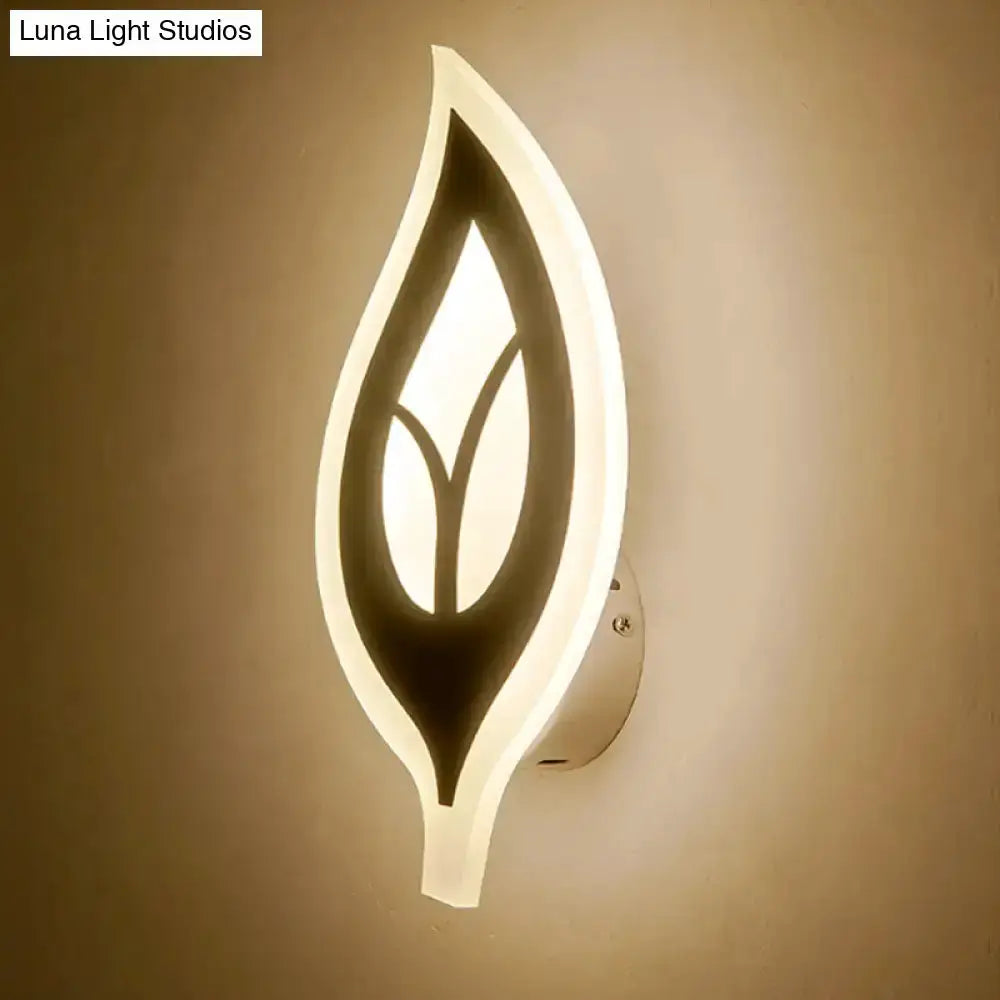 Modern Black and White Leaf Sconce Light