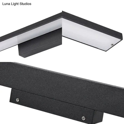 Modern Black and White LED Vanity Lamp for Bath