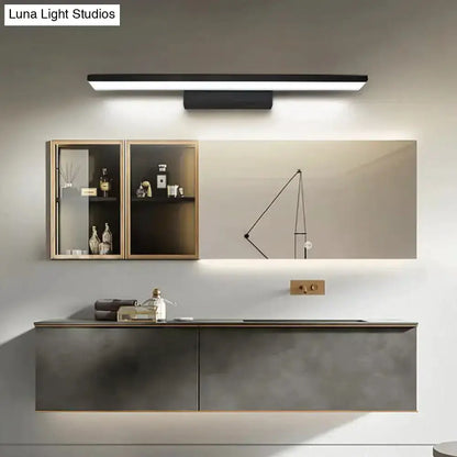 Modern Black and White LED Wall Light for Bath