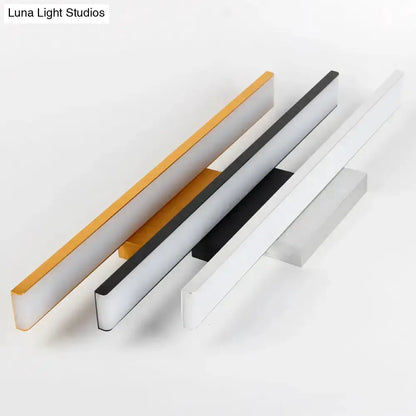 Modern Black and White LED Wall Light for Bath