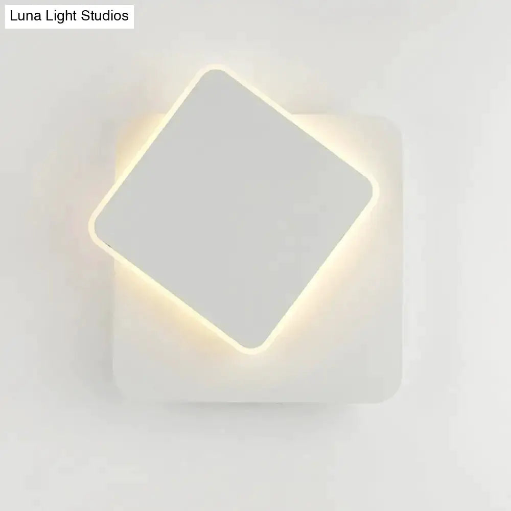 Modern Black and White Minimalist Led Wall Lamp