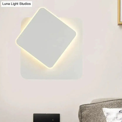 Modern Black and White Minimalist Led Wall Lamp