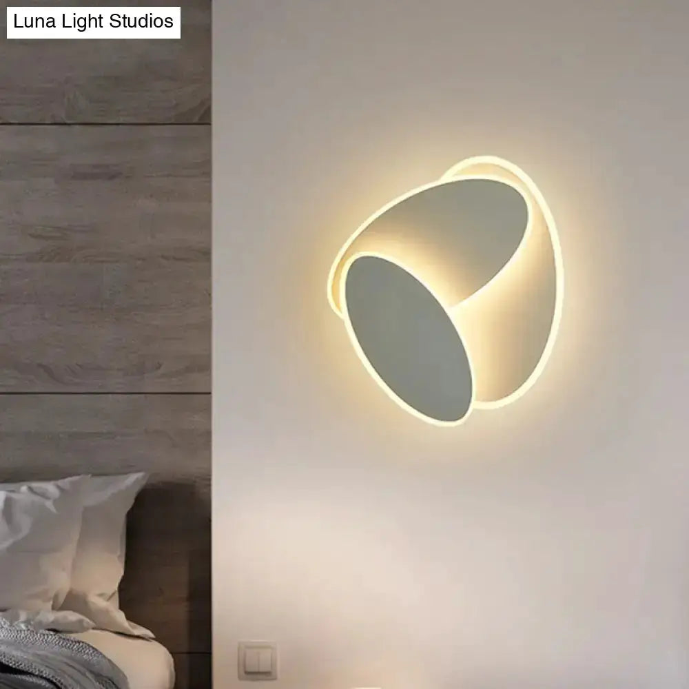 Modern Black and White Rotatable LED Wall Light