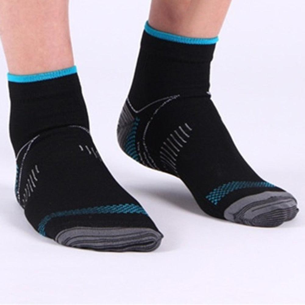 Stevvex plantar fascia compression socks, black with teal trim, breathable pair on Tampa Home & Garden Store