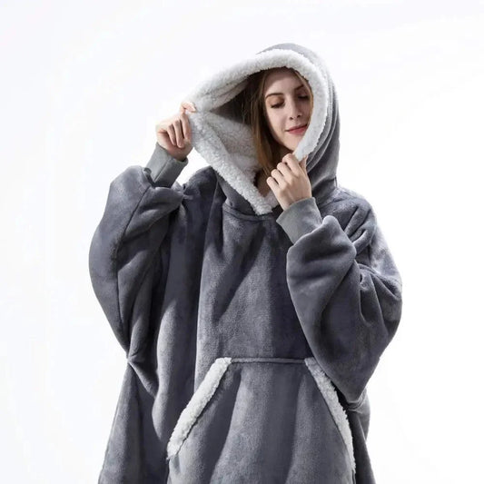 Oversized hoodie blanket with hood in gray fleece, sherpa lining, front pocket Stevvex on Tampa Home & Garden Store