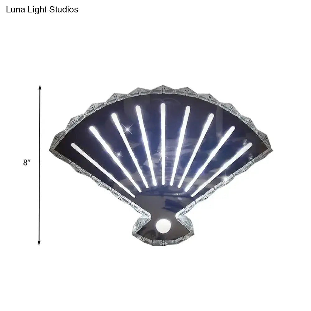 Modern Silver Fan Wall Lamp with Scalloped Led