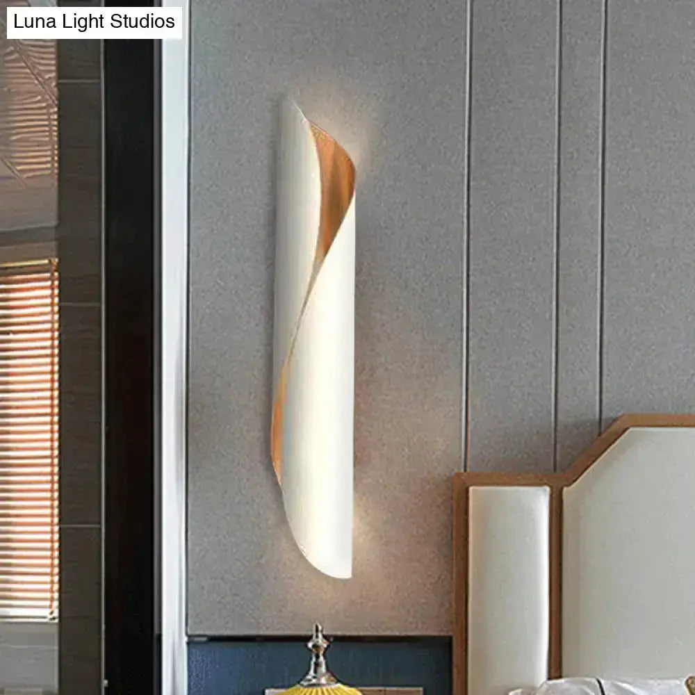 Modern Black and White Wall Lamp Bedroom Sconce