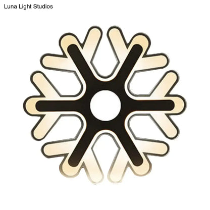 White acrylic LED table lamp by Decorbites in a snowflake starburst design on Tampa Home & Garden Store