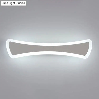 Ultra-Thin LED Silver Vanity Lamp: Modern Acrylic Wall Sconce Lighting for Bathrooms