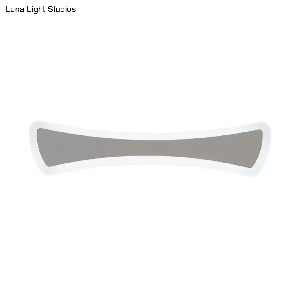 Ultra-Thin LED Silver Vanity Lamp: Modern Acrylic Wall Sconce Lighting for Bathrooms