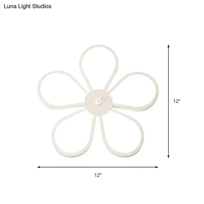 Modern White Flower Wall Mounted LED Dining Lamp