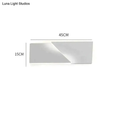 Modern White Geometric Wall Lamp for Living Room