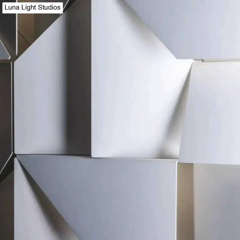 Modern White Geometric Wall Lamp for Living Room