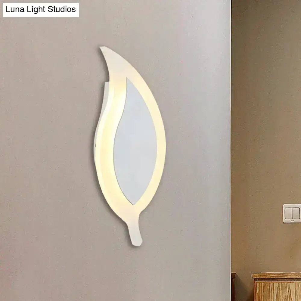 Modern White Leaf Wall Lamp Warm and White Sconce
