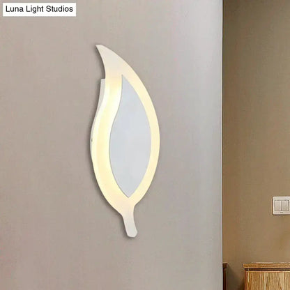 Modern White Leaf Wall Lamp Warm and White Sconce
