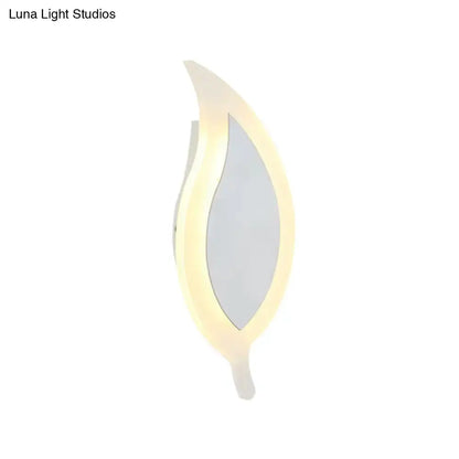 Modern White Leaf Wall Lamp Warm and White Sconce