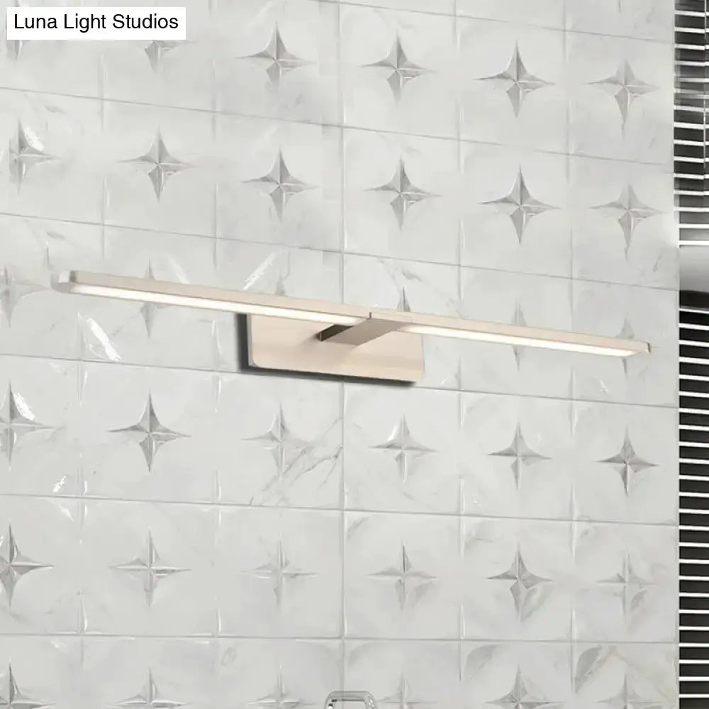 Modernist Silver Metal Wall Sconce Lamp LED Light