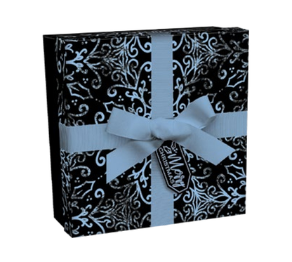 Boîte cadeau carrée avec ruban -
