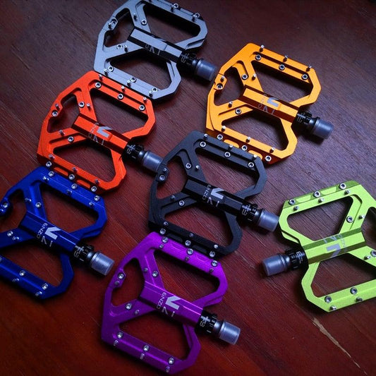Stevvex ST90SP559FFR bicycle pedals aluminum alloy flat platform non-slip assorted colors on Tampa Home & Garden Store