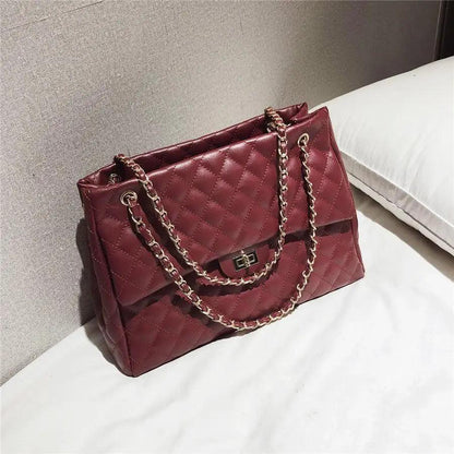 Stevvex womens PU leather quilted shoulder bag burgundy with gold chain straps turn-lock closure on Tampa Home & Garden Store
