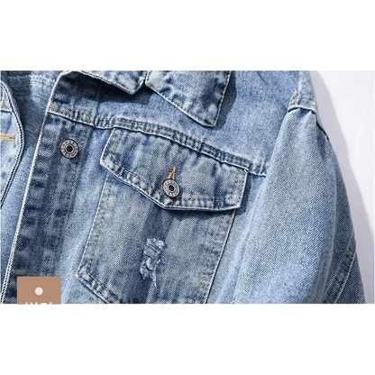 Denim trucker jacket Stevvex in light blue with ripped details and chest pockets on Tampa Home & Garden Store