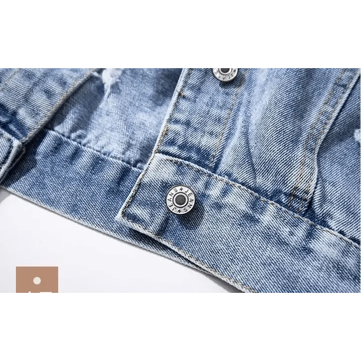 Stevvex women's denim trucker jacket in light wash with metal buttons on Tampa Home & Garden Store