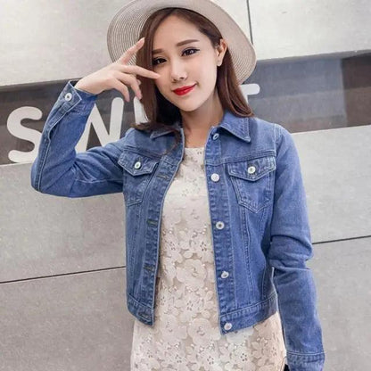 Denim trucker jacket Stevvex ST93325BGZ in blue worn by a woman in a cream lace dress on Tampa Home & Garden Store