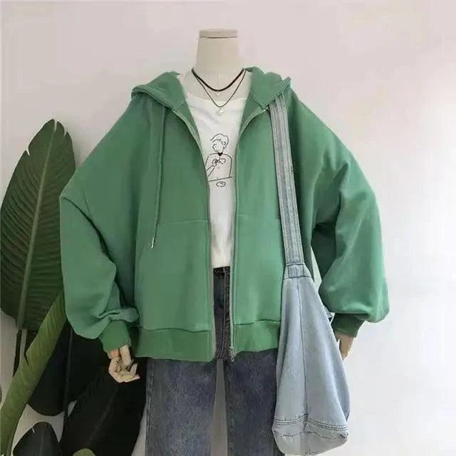 Stevvex green oversized hooded sweatshirt with white tee and denim tote bag on mannequin on Tampa Home & Garden Store